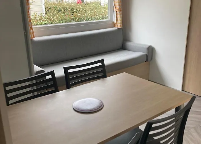 Mobil-home 4 Places Climatise Dans 4* Holiday park