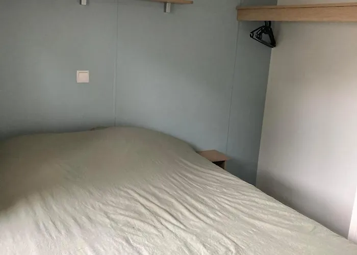 Holiday park Mobil-home 4 Places Climatise Dans 4* *